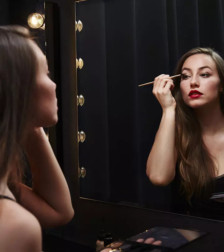 Colorful palettes & beauty blenders apart, good lighting is the key to flawless makeup.