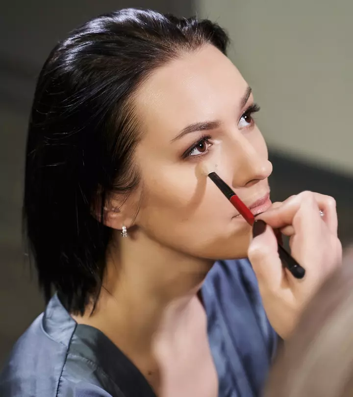 10 Best Under Eye Setting Powders, As Per A Cosmetologist – 2024