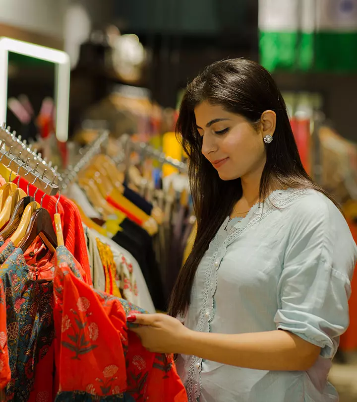 13 Annoying Things Women Have To Deal With While Shopping For Clothes