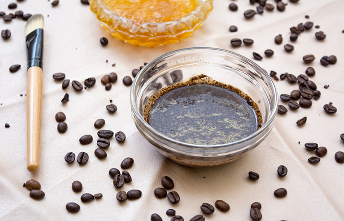 Coffee extracts for hair masking