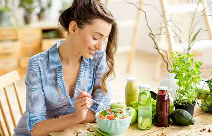 Woman eating healthy diet
