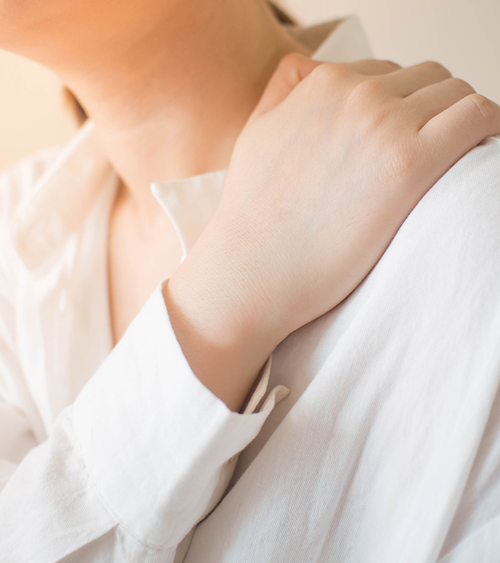 कंधे की अकड़न (फ्रोजन शोल्डर) के कारण, लक्षण और घरेलू इलाज – Frozen Shoulder Causes, Symptoms and Home Remedies in Hindi