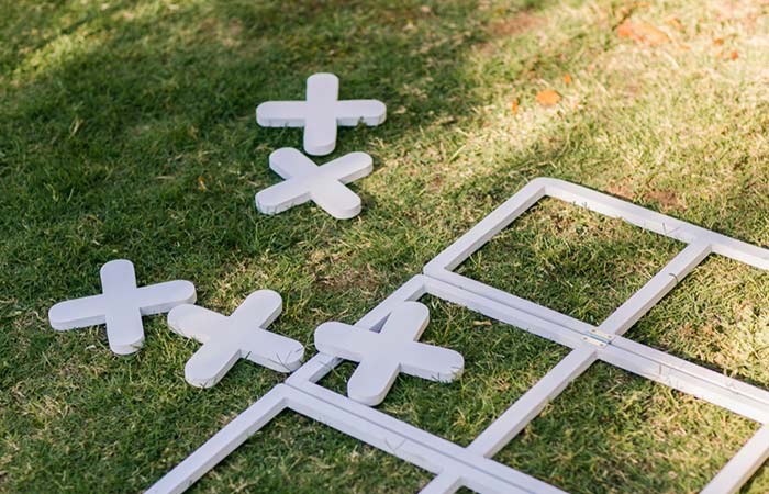Giant tic-tac-toe to play at the wedding