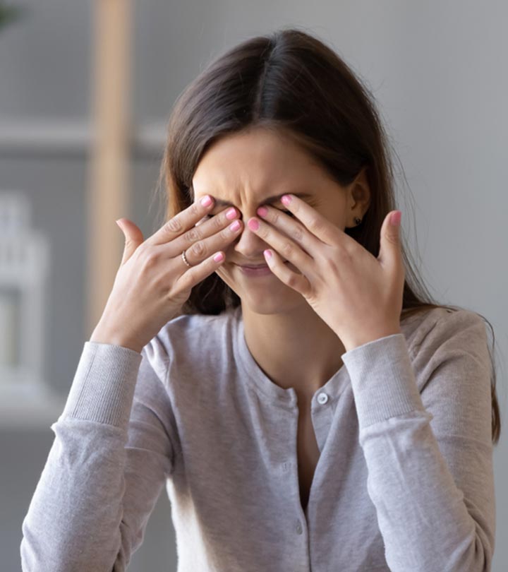 आंखों में सूखापन के कारण, लक्षण और घरेलू इलाज - Home remedies for ...