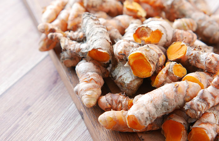 Turmeric as a home remedy to get rid of chlamydia.