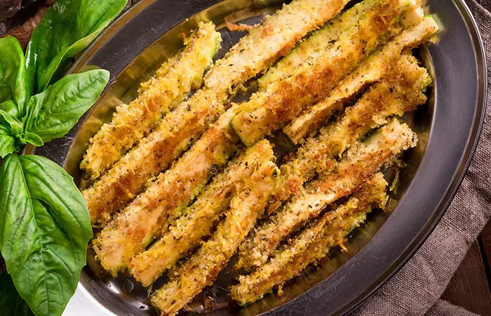 Zucchini fries for keto diet