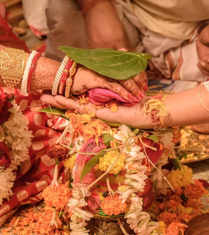 11 Bengali Wedding Rituals That We Just Can’t Get Over