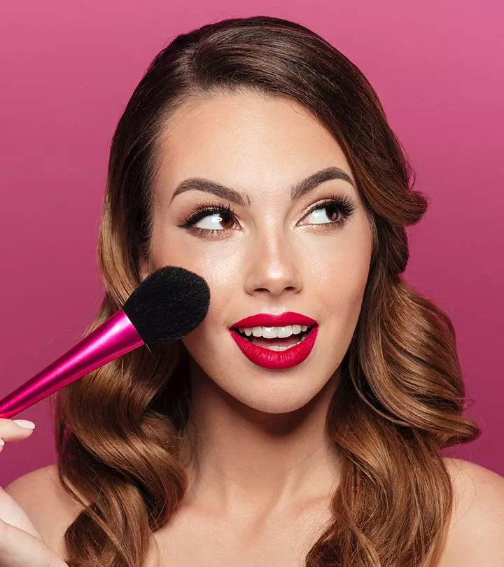7 Best Red Blush Products For A Gorgeous, Rosy Glow