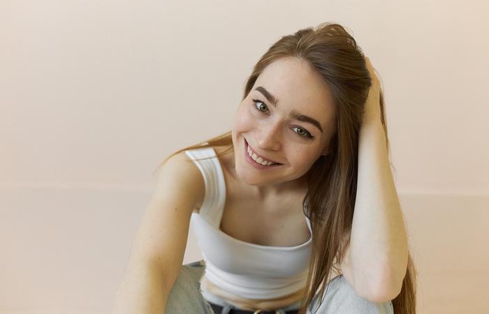 A Square Neckline