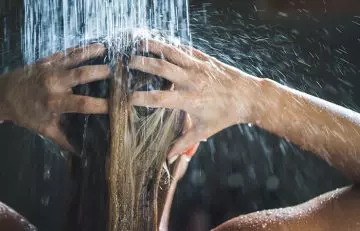 Avoid-Taking-Hot-Showers