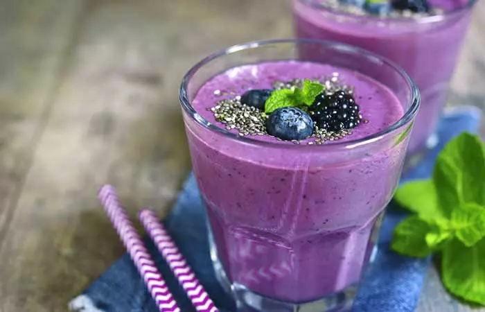 Blueberry chia smoothie