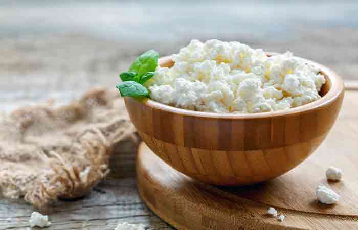 Cottage cheese is rich in choline