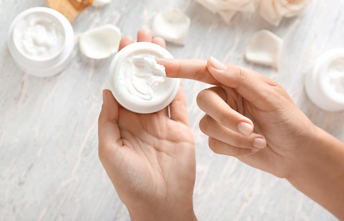 Jane Seymour prefers moisturizing creams for radiant skin 