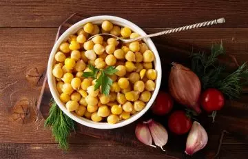Chickpeas are a substitute for tuna in the military diet