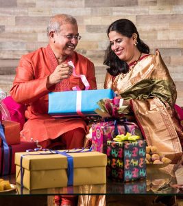 Happy 50th Wedding Anniversary Wishes in Hindi