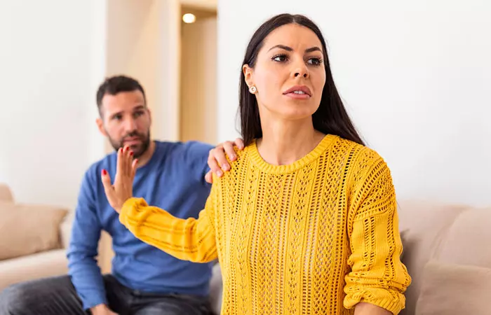 How to deal with a controlling husband