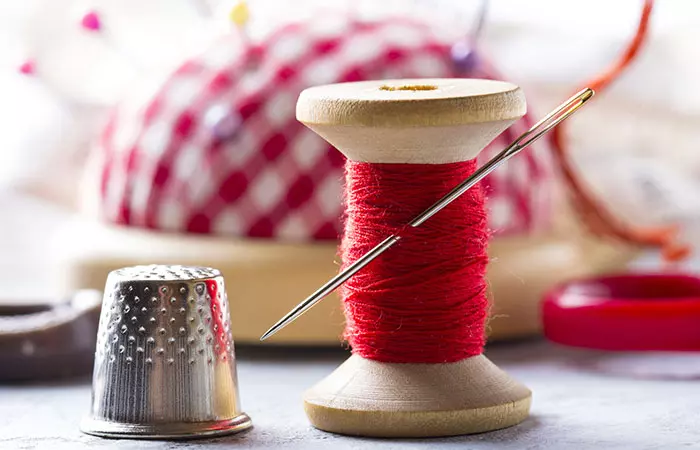 Make Threading Needles Easier
