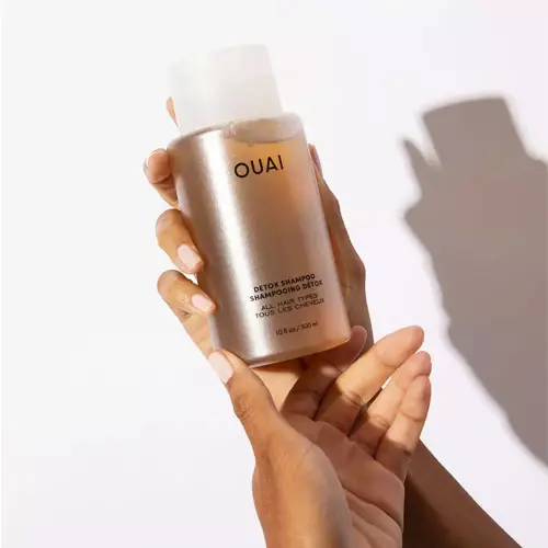 OUAI Detox Clarifying Shampoo