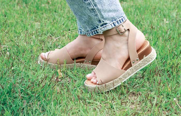 Strappy Sandals With Wide Straps