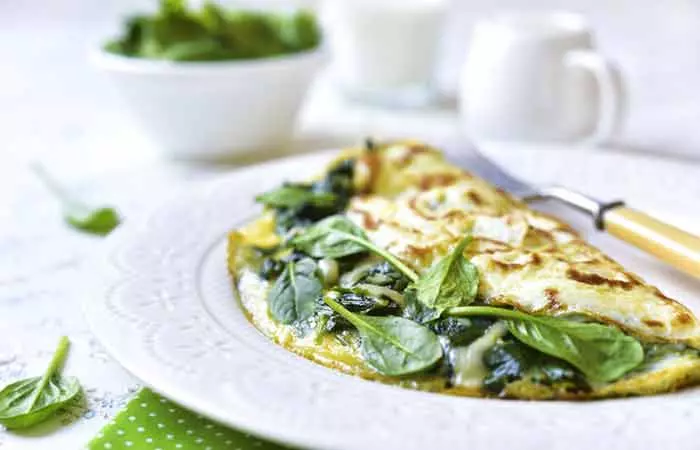 Stuffed spinach omelet for Mediterranean diet breakfast