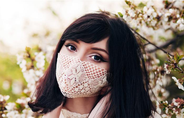 The Lace Mask