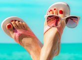 10 Comfortable Walking Sandals For Women To Make Your Feet ...