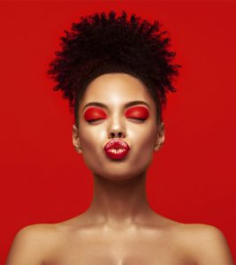 15 Best Lipsticks For Medium Skin Ton...