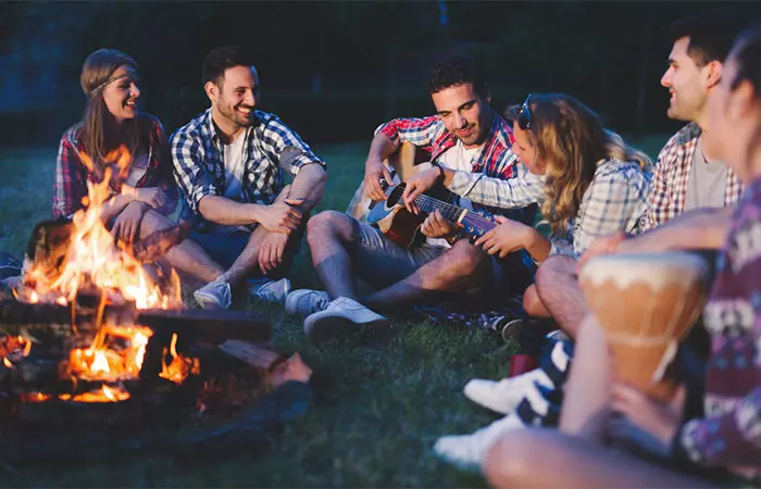 Being-Around-“Happy”-Couples