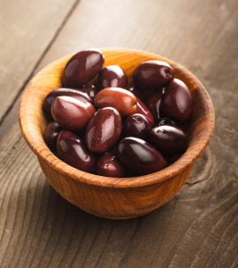 Kalamata Olives: Nutrition, Benefits,...
