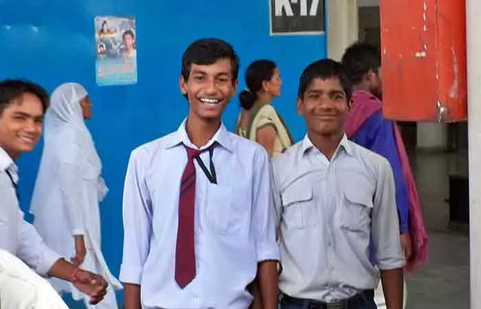 Leaving-Your-Ties-Loose