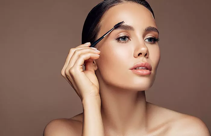 Groom-Your-Eyebrows-Well