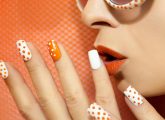 8 Best Shellac Nail Polish Kits To Slay The Manicure Game – 2023