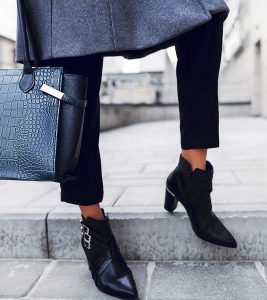 9 Best Ankle Boots For Walking – 2021 Update