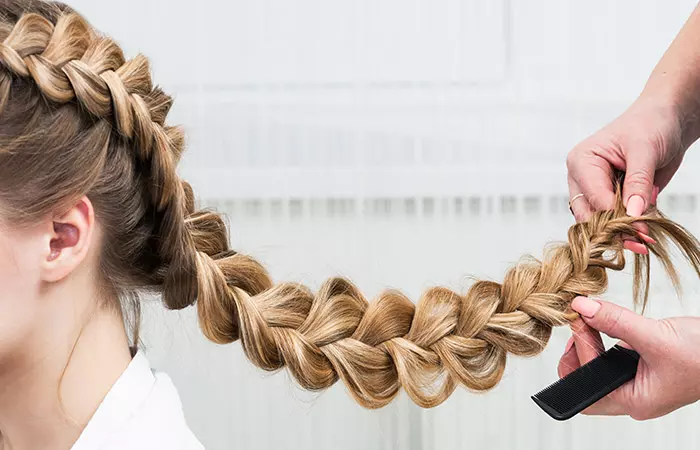 Avoid-Leaving-A-Chunk-Of-Hair-In-The-End