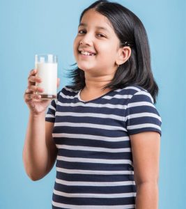 Best Time To Drink Milk in Hindi