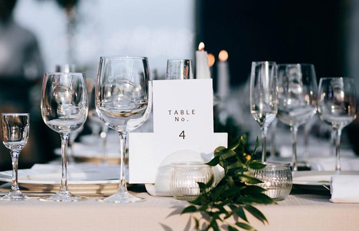 Don't-Hunt-For-The-Best-Table