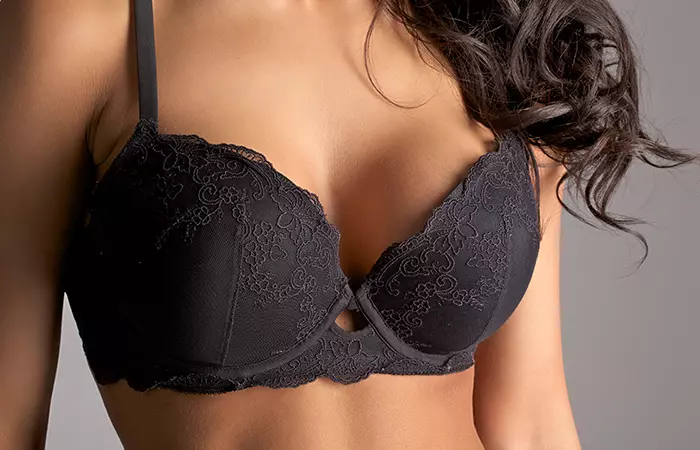 If-The-Gore-Of-Your-Bra-Doesn't-Sit-At-the-Center-Of-Your-Chest