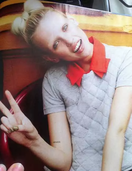 No-Eyebrows