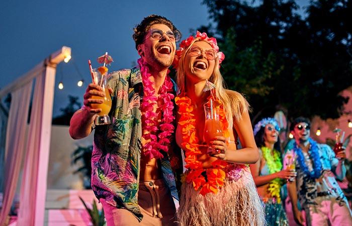 38+ Unique Pool Party Ideas For The Perfect Celebration