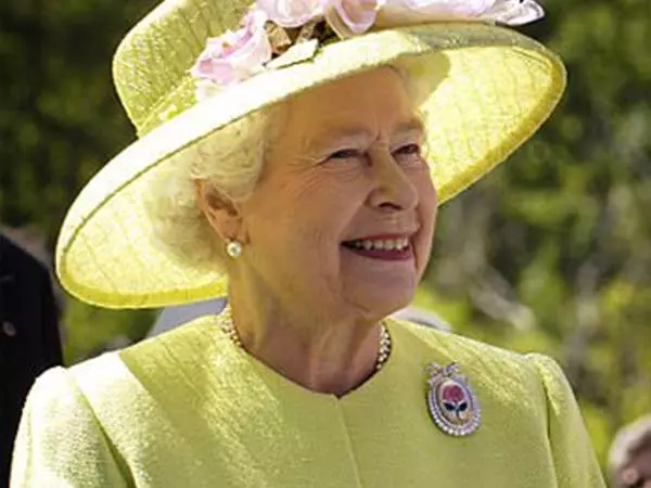 The Queen Is Not Allowed To Sit On A Foreign Throne