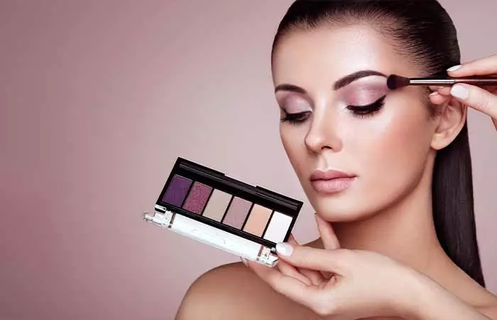 Using-One-Eyeshadow