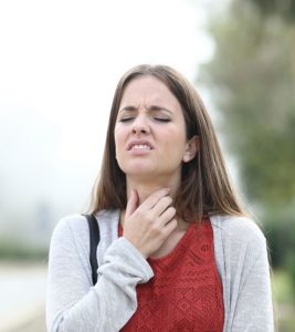 7 Ways To Get Rid Of Tickle In Throat