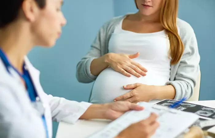A pregnant woman visiting her doctor