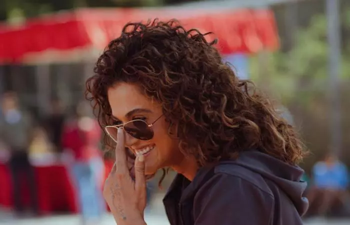 Black-Aviators1