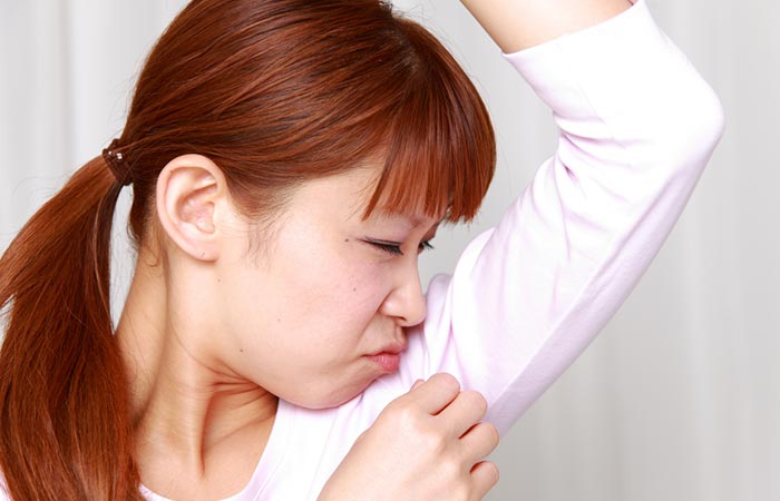 Woman with body odor may benefit from magnesium