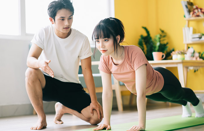 Doing exercises together can make your relationship healthy 