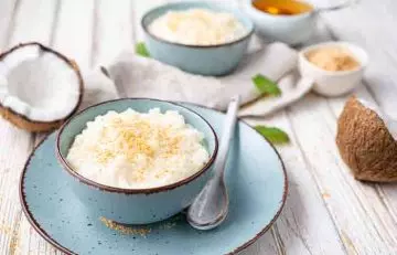 Creamy coconut rice pudding