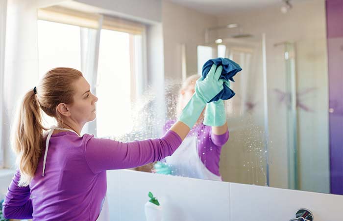Avoid Scrubbing Mirrors With Window Cleaner
