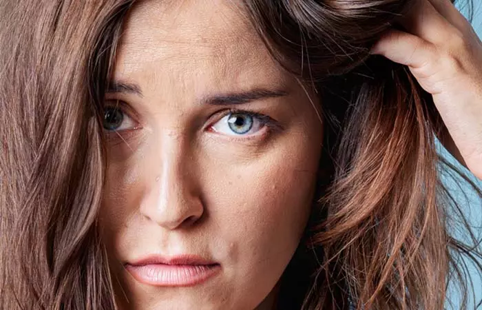 Dry-Shampoo-On-Dirty-Hair