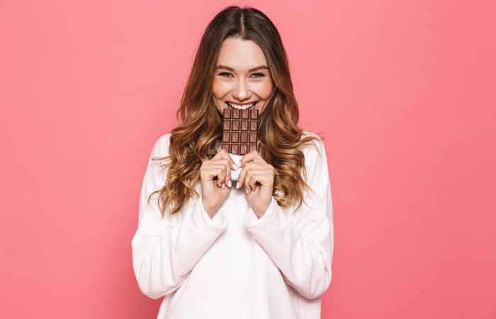 It's-Possible-To-Lose-Weight-By-Eating-A-Small-Amount-Of-Chocolate-Every-Day
